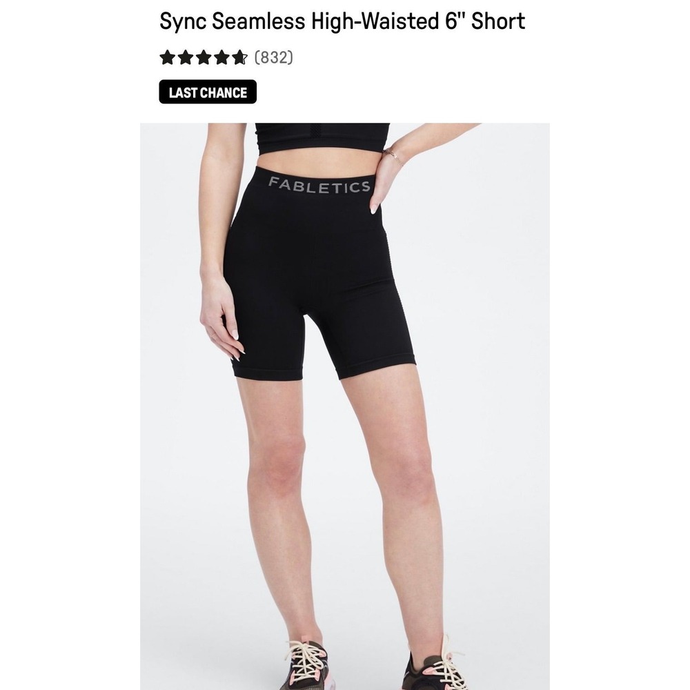 Fabletics Sync Seamless Short Womens S Black NEW High-Waisted Perforated 6"